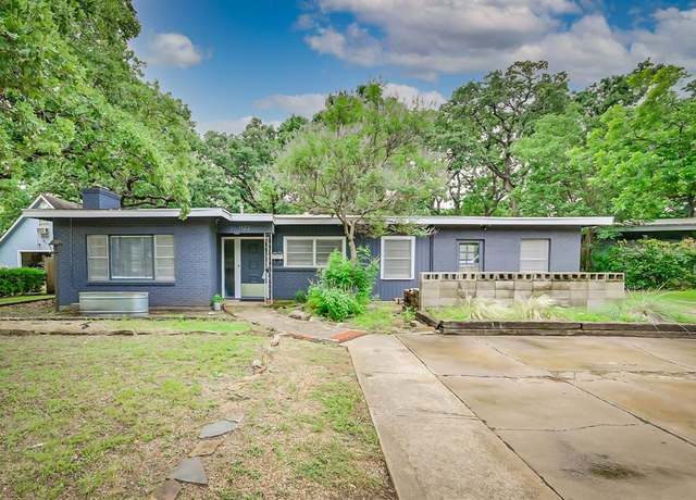 Property at 1122 W Park Row Dr, Arlington, TX 76013, 3 beds, 2 baths