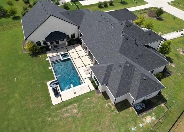 Property at 2015 Honey Ln, Celina, TX 75009, 5 beds, 5.5 baths
