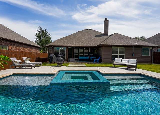 Property at 5336 Threshing Dr, Fort Worth, TX 76179, 4 beds, 2 baths