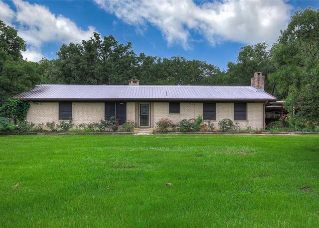 Property at 17133 Farm Road 1567 W, Lone Oak, TX 75453, 2 beds, 1 bath