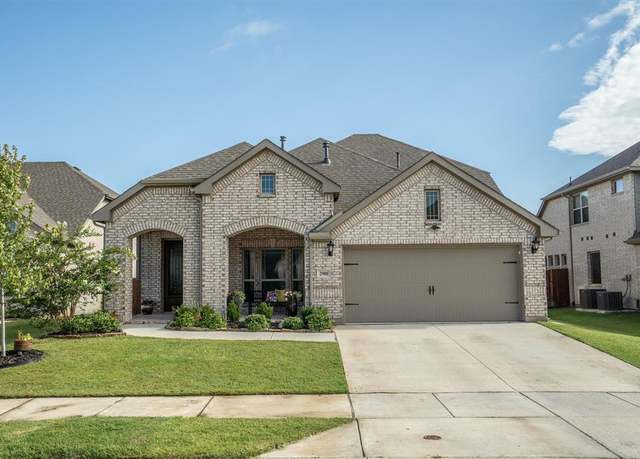 Property at 2900 Emerald Trace Dr, Denton, TX 76226, 4 beds, 3 baths