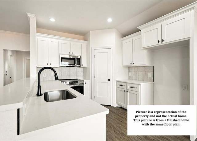 Property at 6940 Tin Cup, Abilene, TX 79606, 4 beds, 2 baths