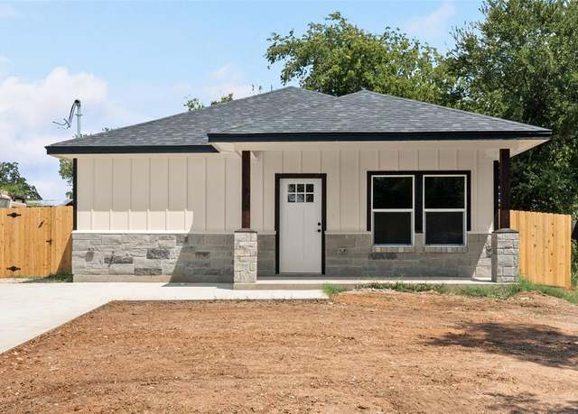Property at 217 Spindletop St, Gatesville, TX 76528, 3 beds, 2 baths