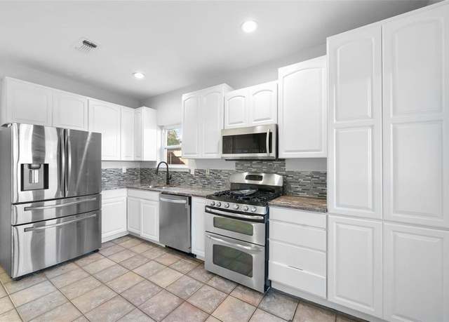 Property at 1315 Falcon Dr, Lewisville, TX 75077, 4 beds, 2.5 baths