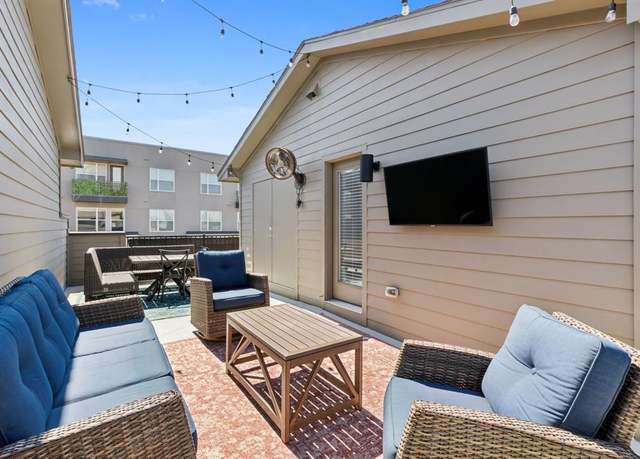 Property at 3928 Riesling Rdg, Dallas, TX 75204, 2 beds, 2.5 baths