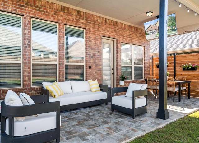Property at 1612 Seminole Dr, Forney, TX 75126, 3 beds, 2.5 baths
