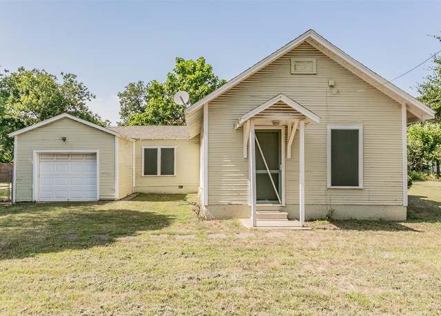 Property at 822 Magnolia St, Arlington, TX 76012, 2 beds, 1.5 baths