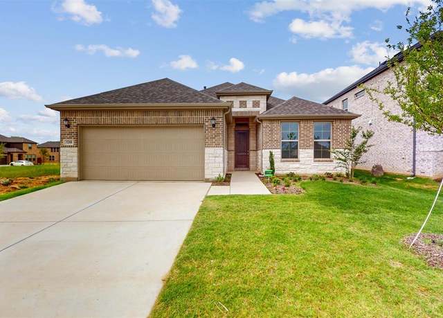 Property at 5208 Greenbrook Rd, Denton, TX 76226, 3 beds, 2 baths