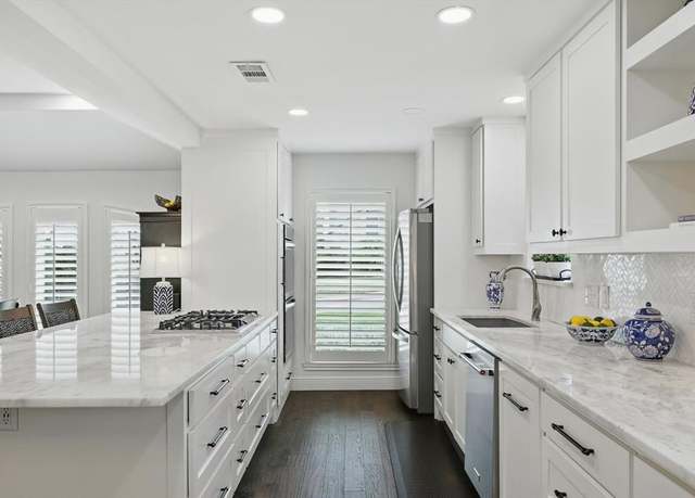 Property at 1709 Sutters Mill Dr, Carrollton, TX 75007, 4 beds, 2 baths