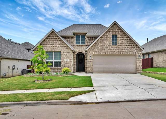 Property at 14224 Spitfire Trl, Fort Worth, TX 76262, 4 beds, 2 baths
