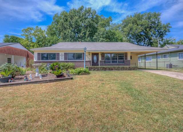 Property at 1509 Anita, Bossier City, LA 71112, 4 beds, 2 baths