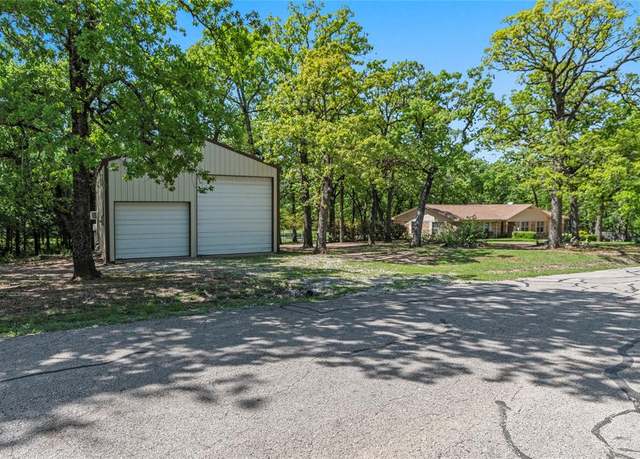 Property at 125 Harrell St, Gun Barrel City, TX 75156, 4 beds, 3 baths
