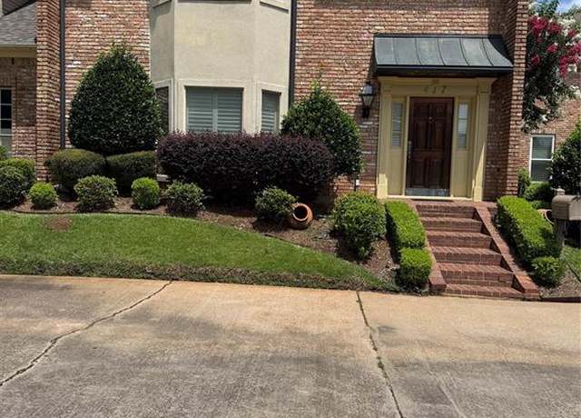 Property at 417 Landmark Dr, Shreveport, LA 71106, 3 beds, 2.5 baths