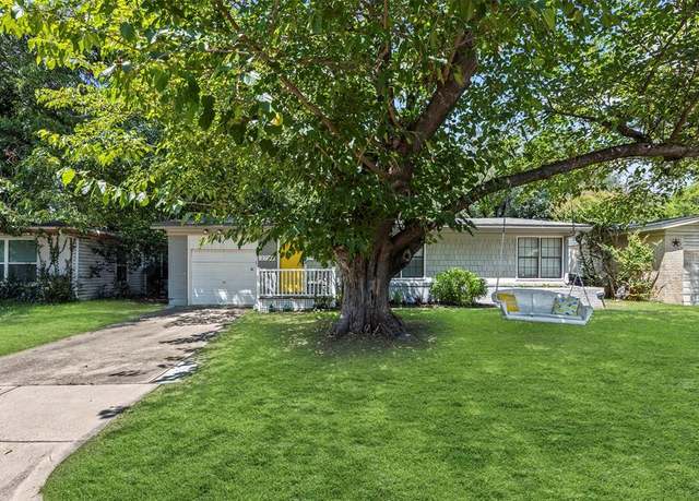 Property at 2720 Martin Lydon Ave, Fort Worth, TX 76133, 3 beds, 2 baths