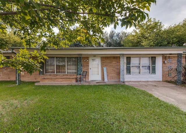 Property at 425 Lybrand St, Wills Point, TX 75169, 3 beds, 2 baths
