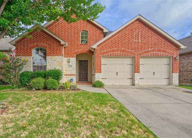 Property at 508 Hummingbird Dr, Little Elm, TX 75068, 4 beds, 2.5 baths