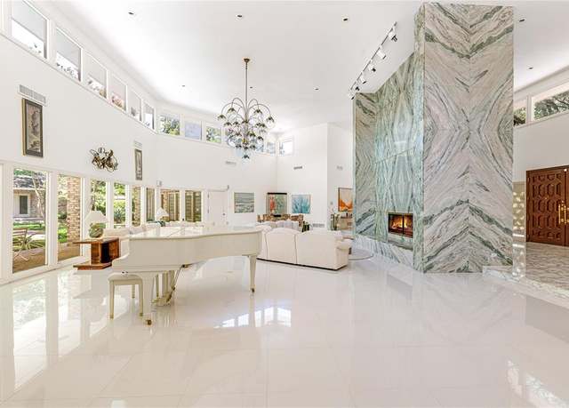 Property at 5045 Lakehill Ct, Dallas, TX 75220, 5 beds, 6.5 baths