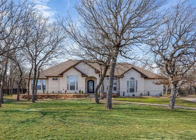 Property at 113 Oak Bend Trl, Lipan, TX 76462, 3 beds, 2 baths