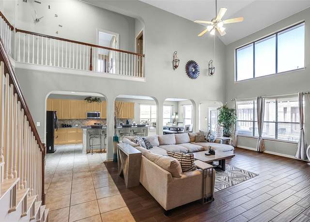Property at 1016 Keats Dr, Desoto, TX 75115, 4 beds, 3.5 baths