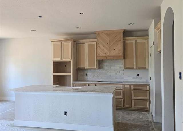 Property at 494 Cumberland Trl, Bridgeport, TX 76458, 3 beds, 2 baths