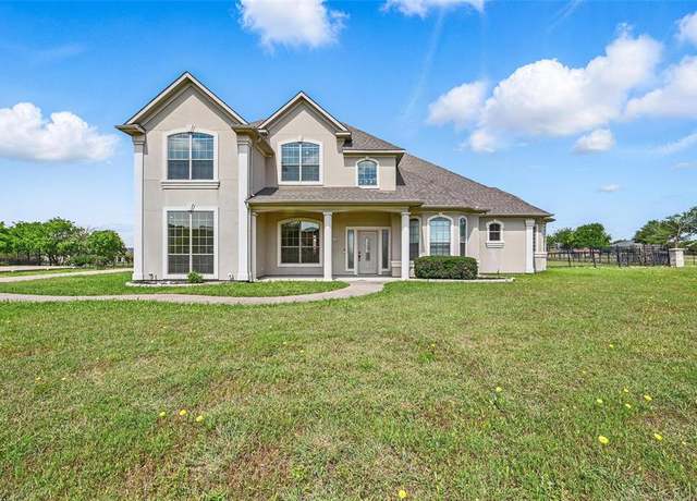 Property at 2207 Janet Ct, Cedar Hill, TX 75104, 5 beds, 3 baths