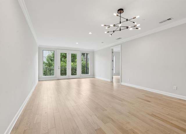 Property at 2300 Leonard St #305, Dallas, TX 75201, 1 bed, 1.5 baths