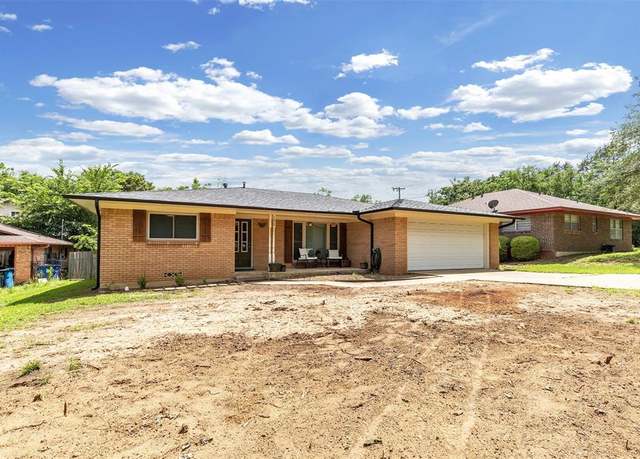 Property at 1228 Woodlawn Cir, Denison, TX 75020, 3 beds, 2 baths