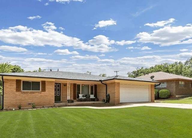 Property at 1228 Woodlawn Cir, Denison, TX 75020, 3 beds, 2 baths