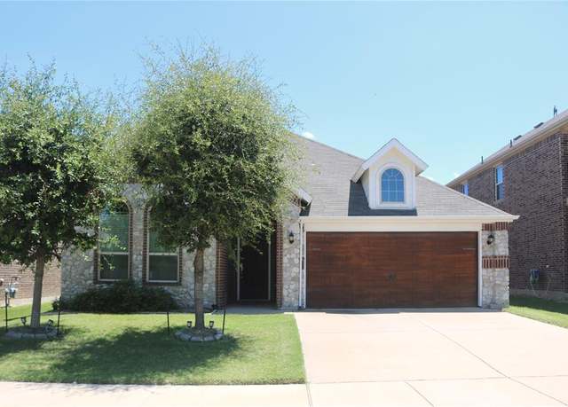 Property at 5521 Tuxbury Pond Dr, Fort Worth, TX 76179, 4 beds, 2 baths