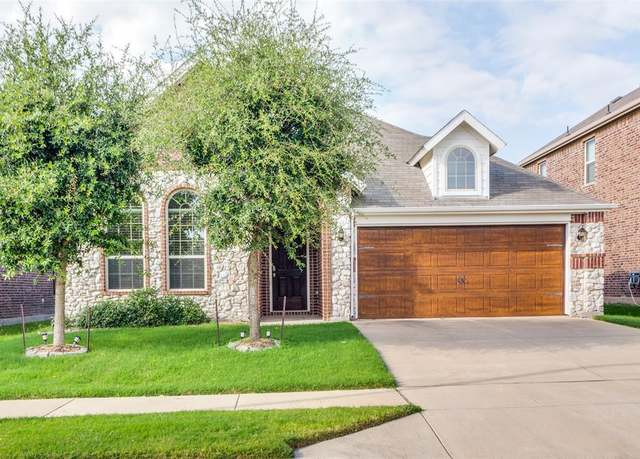 Property at 5521 Tuxbury Pond Dr, Fort Worth, TX 76179, 4 beds, 2 baths