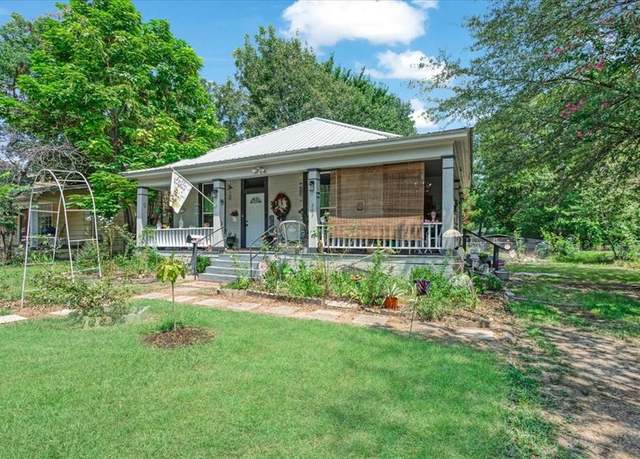 Property at 203 19th St SE, Paris, TX 75460, 2 beds, 1 bath