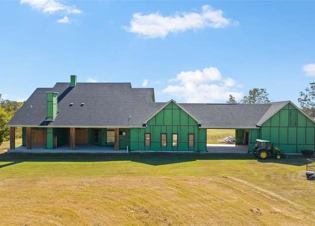 Property at 5020 Fm 1183, Ennis, TX 75119, 4 beds, 3.5 baths