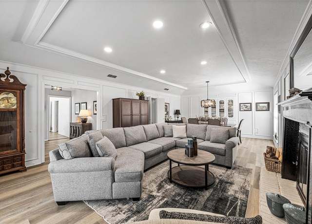 Property at 1605 Tampico Dr, Plano, TX 75075, 3 beds, 2 baths