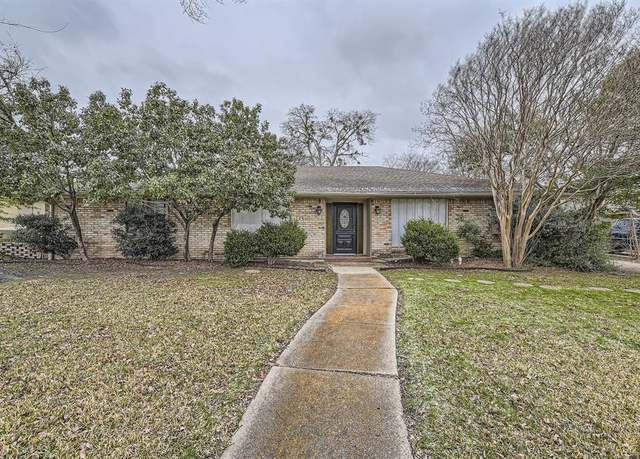Property at 2809 Pinehurst Dr, Plano, TX 75075, 4 beds, 2 baths