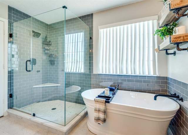 Property at 1361 Daffodil Ln, Lewisville, TX 75077, 4 beds, 2 baths