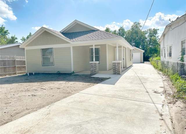 Property at 2422 Langston St, Fort Worth, TX 76105, 3 beds, 2 baths