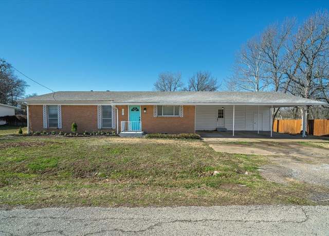 Property at 121 Bull Durham Rd, Wills Point, TX 75169, 3 beds, 2 baths