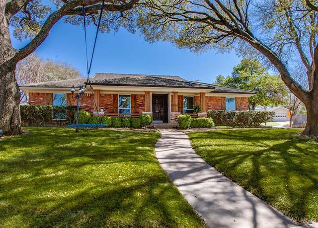 Property at 10106 Trailpine Dr, Dallas, TX 75238, 4 beds, 2.5 baths