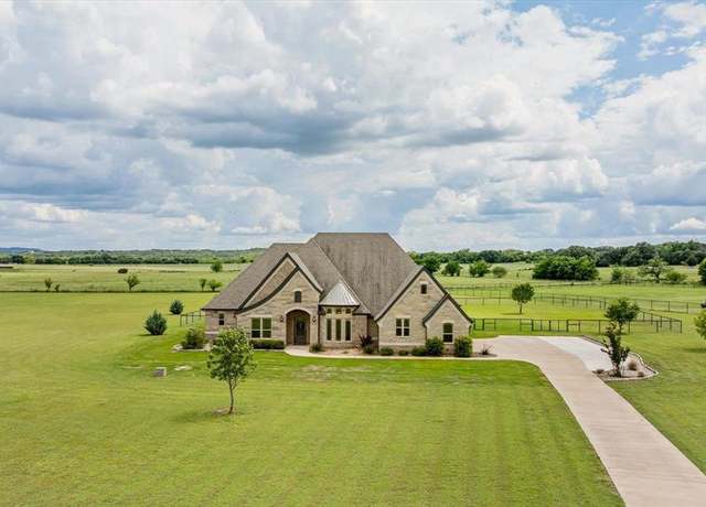Property at 3607 Farm Land Ct, Granbury, TX 76048, 4 beds, 3 baths