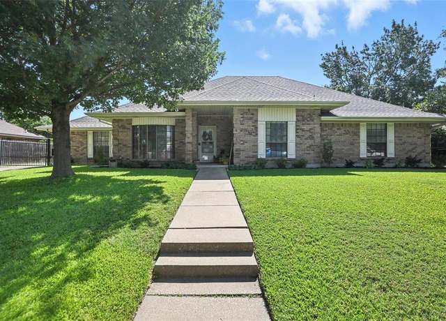 Property at 7413 Lemonwood Ln, Fort Worth, TX 76133, 3 beds, 2 baths