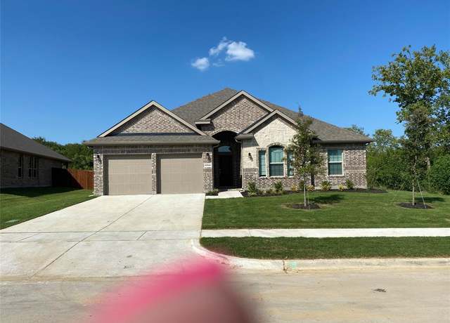 Property at 10524 Firefly Ct, Grand Prairie, TX 76065, 4 beds, 2 baths