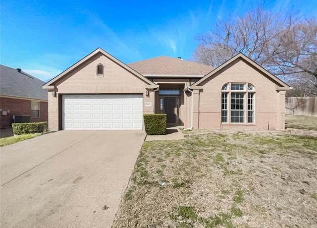 Property at 4021 Redpine Dr, Garland, TX 75043, 3 beds, 2 baths