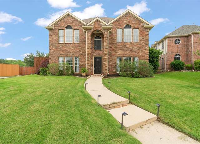 Property at 8308 Cardiff Cir, Plano, TX 75025, 4 beds, 2.5 baths