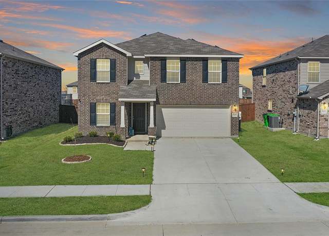 Property at 1309 Waggoner Dr, Aubrey, TX 76227, 3 beds, 2.5 baths