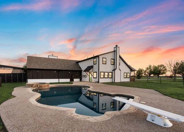 Property at 7384 Rector Rd, Sanger, TX 76266, 4 beds, 3.5 baths