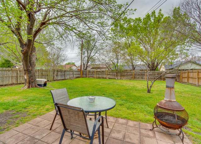 Property at 2405 Havenwood Dr, Arlington, TX 76018, 3 beds, 2 baths
