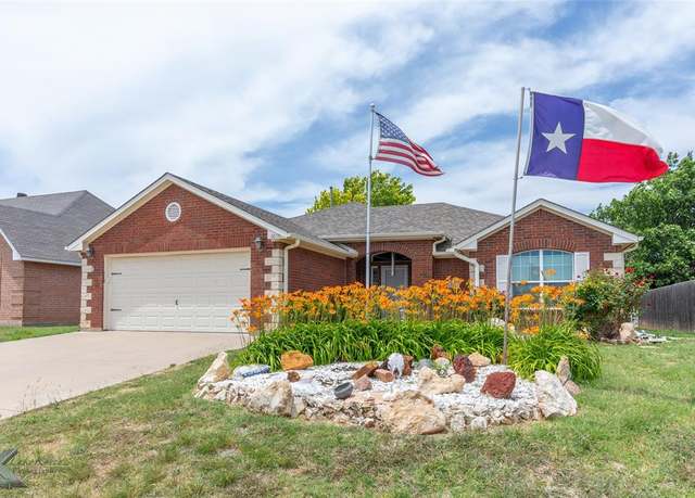 Property at 3026 Delaware Rd, Abilene, TX 79606, 3 beds, 2 baths