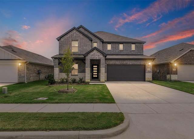 Property at 235 Sugarlands Dr, Greenville, TX 75402, 5 beds, 3 baths