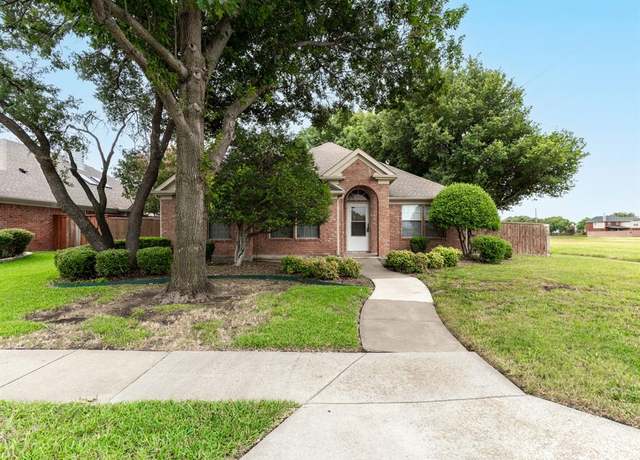 Property at 4252 Winding Brook Dr, Plano, TX 75093, 4 beds, 2 baths
