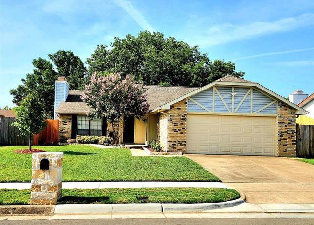Property at 1408 Bandera Dr, Arlington, TX 76018, 3 beds, 2 baths